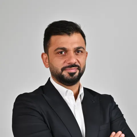 İLKER BARIK
