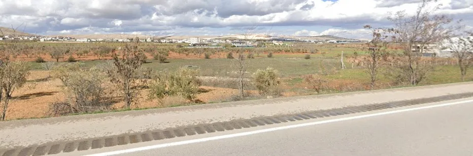 KÖRKÜNDE ASFALT ÜSTÜ 5.140 m² YATIRIMLIK ARAZİ